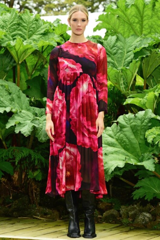 Curate - Game Changer Dress - Rose/Black - Image 2