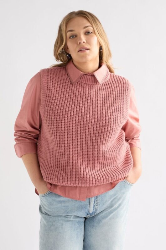 Elk - Arp Vest - Clay Pink - Image 5