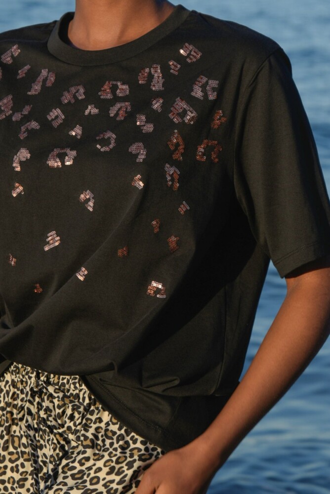 Curate - You're Purrfect t-shirt - Black - Image 4