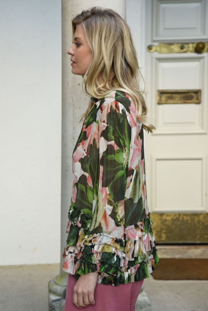 Trelise Cooper - You Give Me the Frills Blouse - Green Floral - Image 3