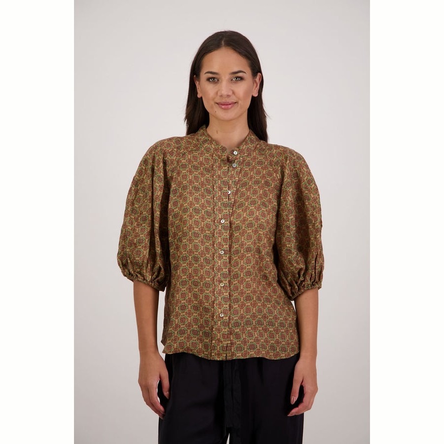 Briarwood - Harlow Camel Tile Shirt