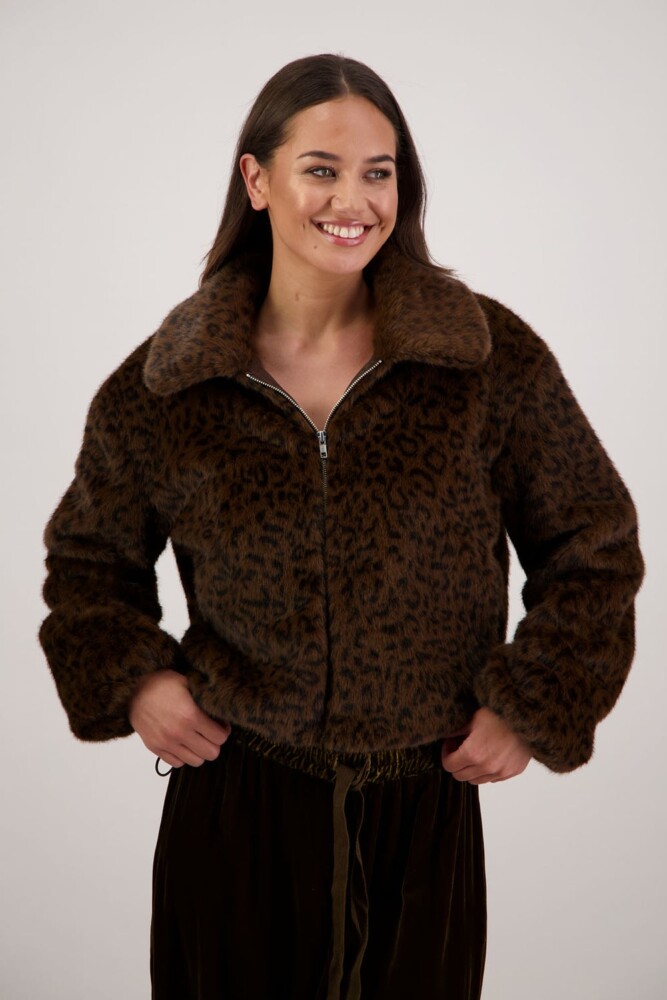 Briarwood - Roper Animal Jacket - Image 4