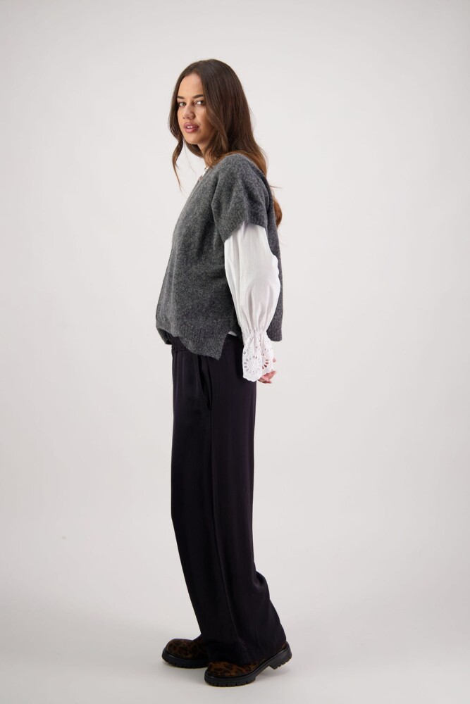 Briarwood - Fredrik Charcoal Knit Vest - Image 6