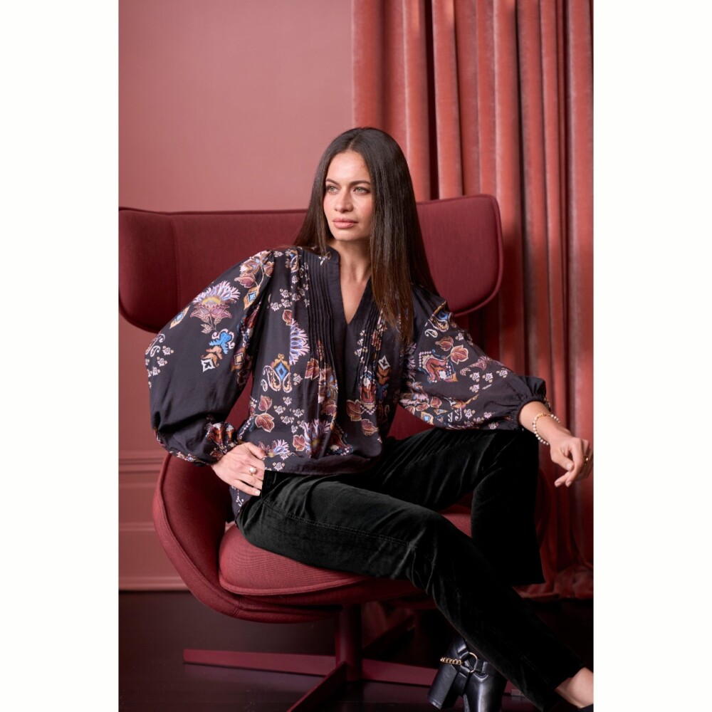 Loobie's Story - Gilded Lotus Blouse - Black Multi