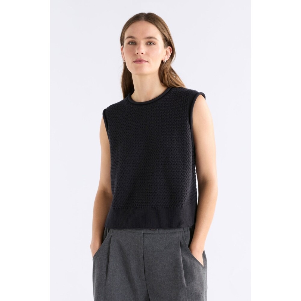 Elk - Naya Knit Vest - Black